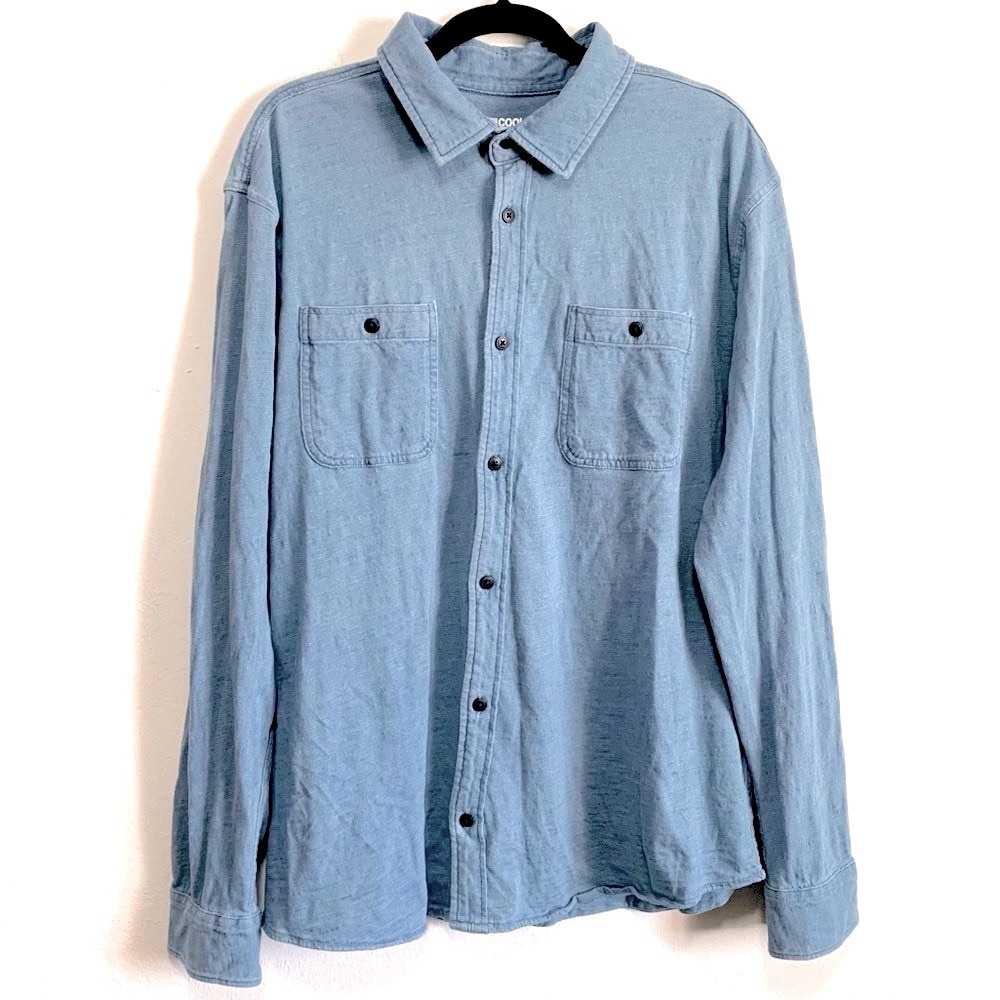 32 Degrees Cool 100% Cotton Blue Buttoned Front Long Sleeves Shirt